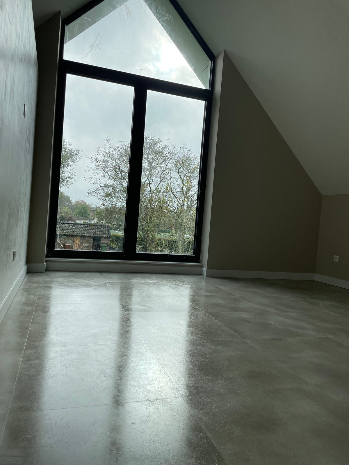 Moon Stone: Aquatus SPC - De Ultieme Vloeroplossing