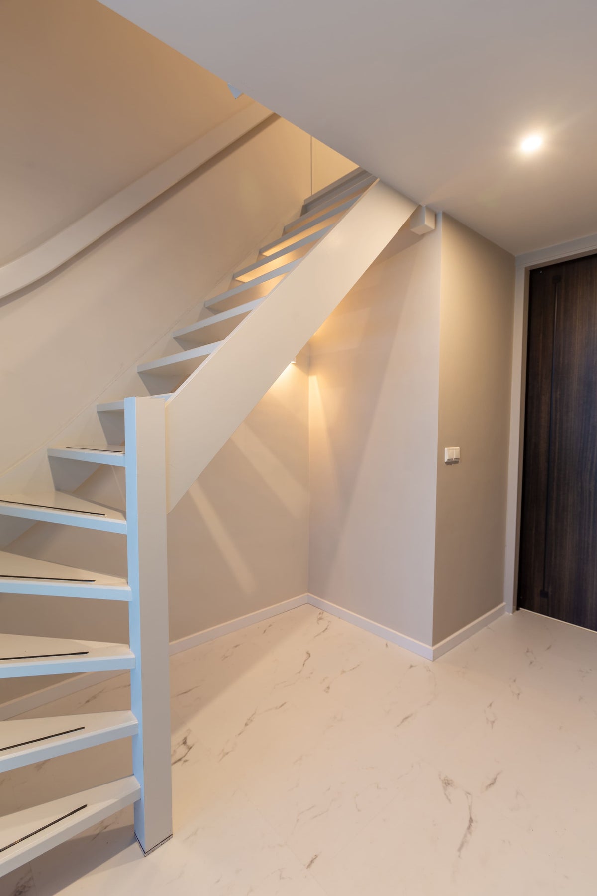 VRIJSTAANDE VILLA - VOLLEDIGE RENOVATIE EN UITBREIDING