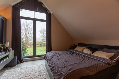 VRIJSTAANDE VILLA - VOLLEDIGE RENOVATIE EN UITBREIDING