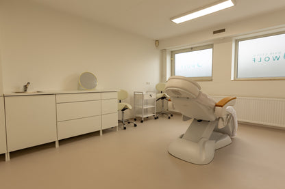 Complete Renovatie van Hair Clinic Wolf: Luxe, Comfort en Functionaliteit
